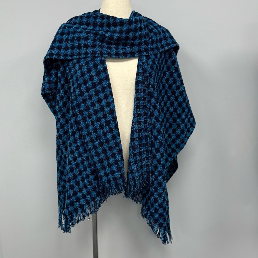 Boyne Valley Weavers Cape Poncho Blackwatch Houndstooth Tartan Ireland One Size